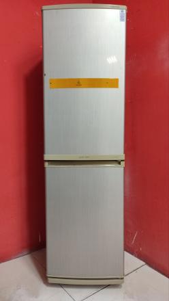 холодильник  Samsung  б/у код 25568
