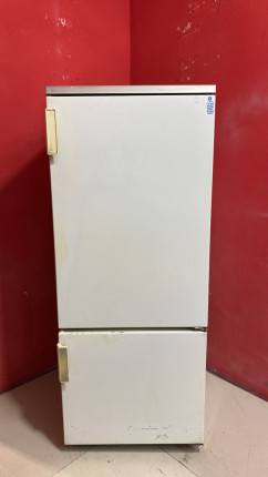 холодильник Бирюса 18 бу код 999